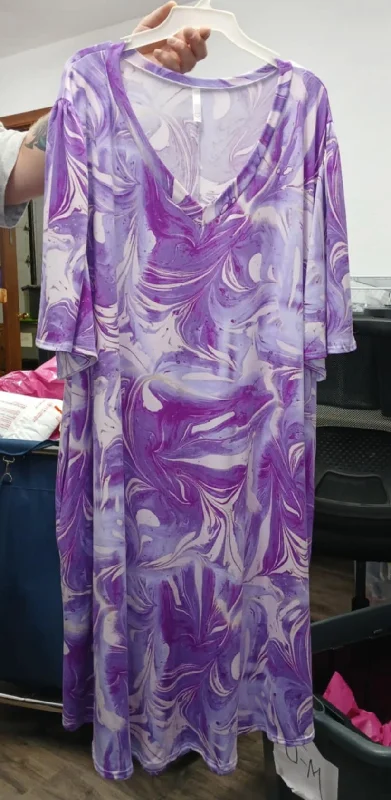 Gorgeous Purple Swirl Dress w Wide Sleeves High-end unclassified dresses